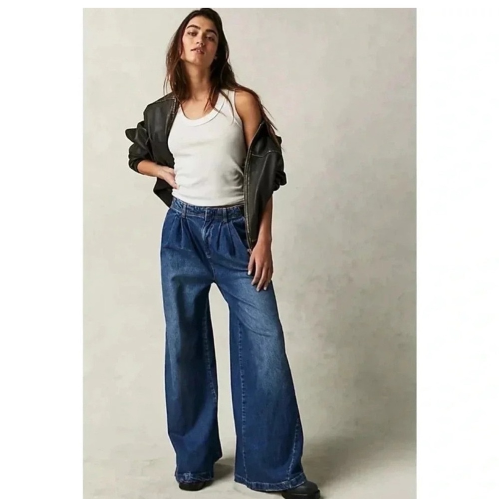 Free People Women's Equinox Denim Trouser  size 28